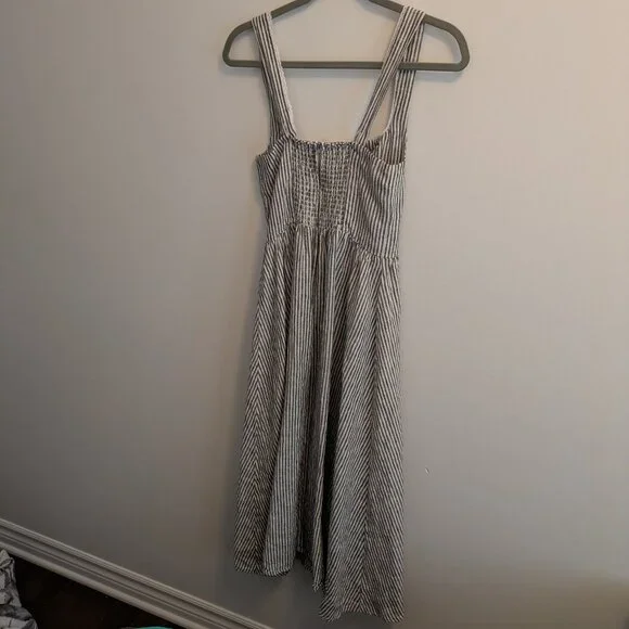 Reformation Tagliatelle Dress in Vineyard - Picture 4 of 7